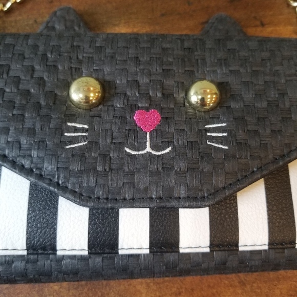 Betsey Johnson cat wallet on a chain - Picture 2 of 7